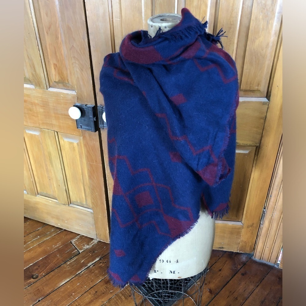 Aztec Print Blanket Scarf